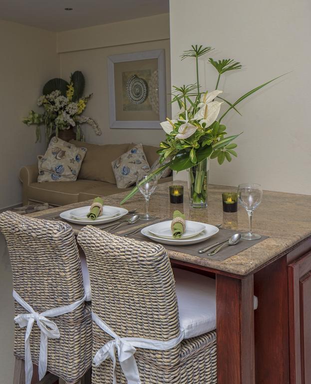 Lantana Barbados Condos Saint James Ruang foto
