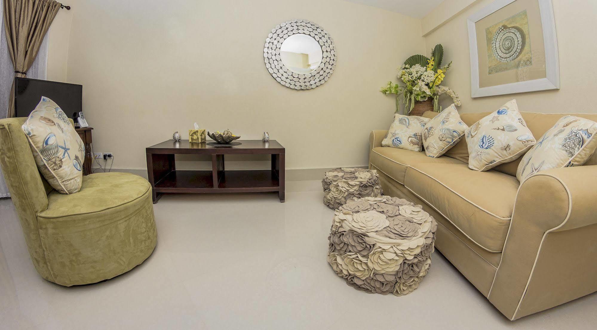 Lantana Barbados Condos Saint James Bagian luar foto